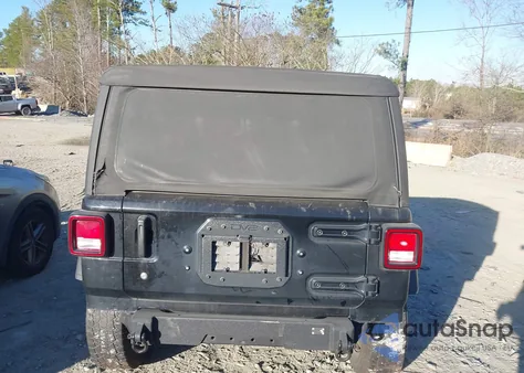 2020 Jeep Wrangler Sport 4X4 z USA, uszkodzony, nr VIN 1C4GJXAGXLW162624